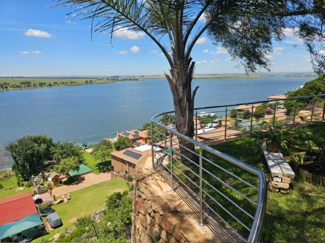 Eagles View Kungwini Hotel Bronkhorstspruit Bagian luar foto