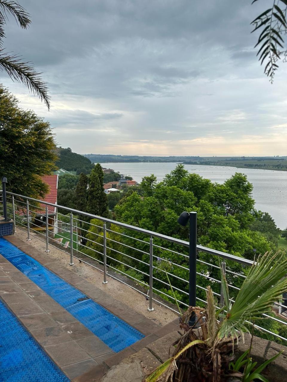 Eagles View Kungwini Hotel Bronkhorstspruit Bagian luar foto