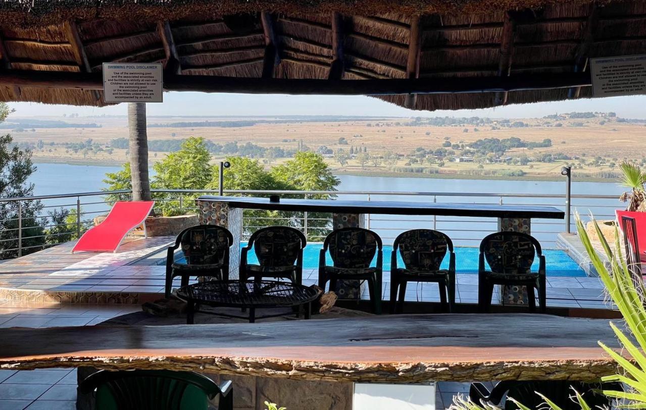 Eagles View Kungwini Hotel Bronkhorstspruit Bagian luar foto